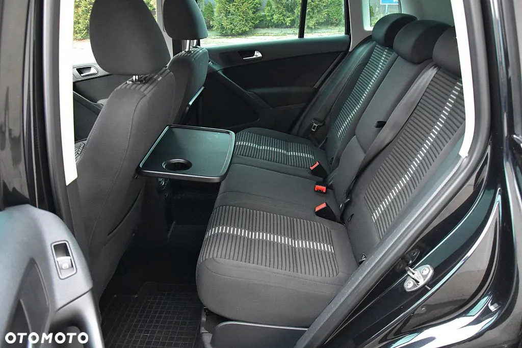 Volkswagen Tiguan - 19