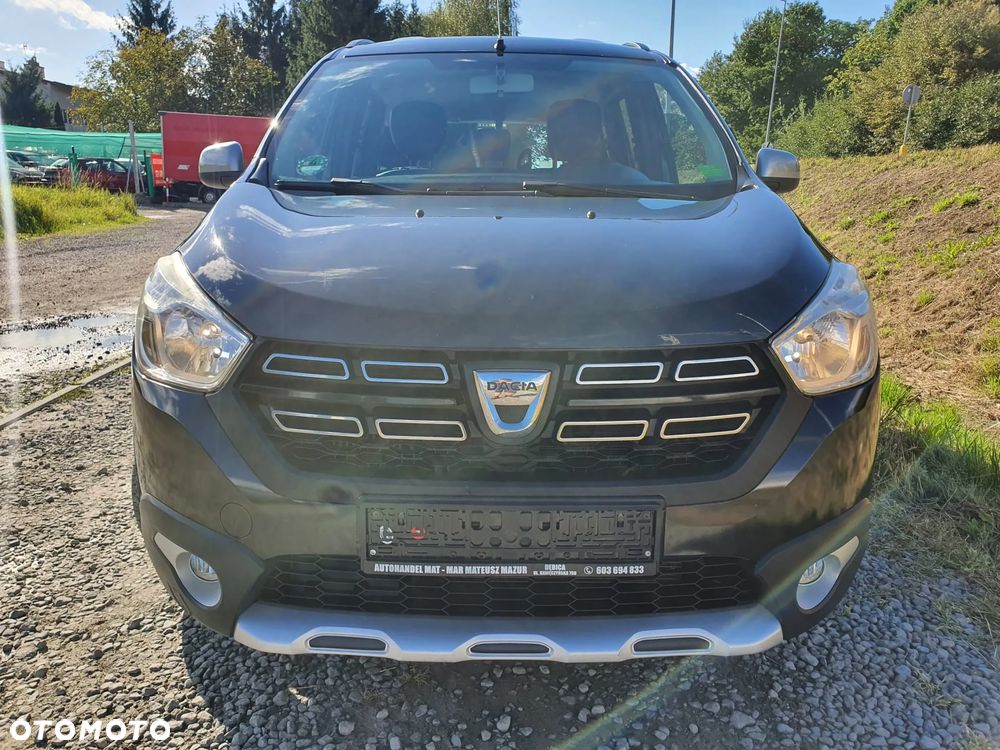 Dacia Lodgy 1.2 TCe Stepway S&S EU6 - 11