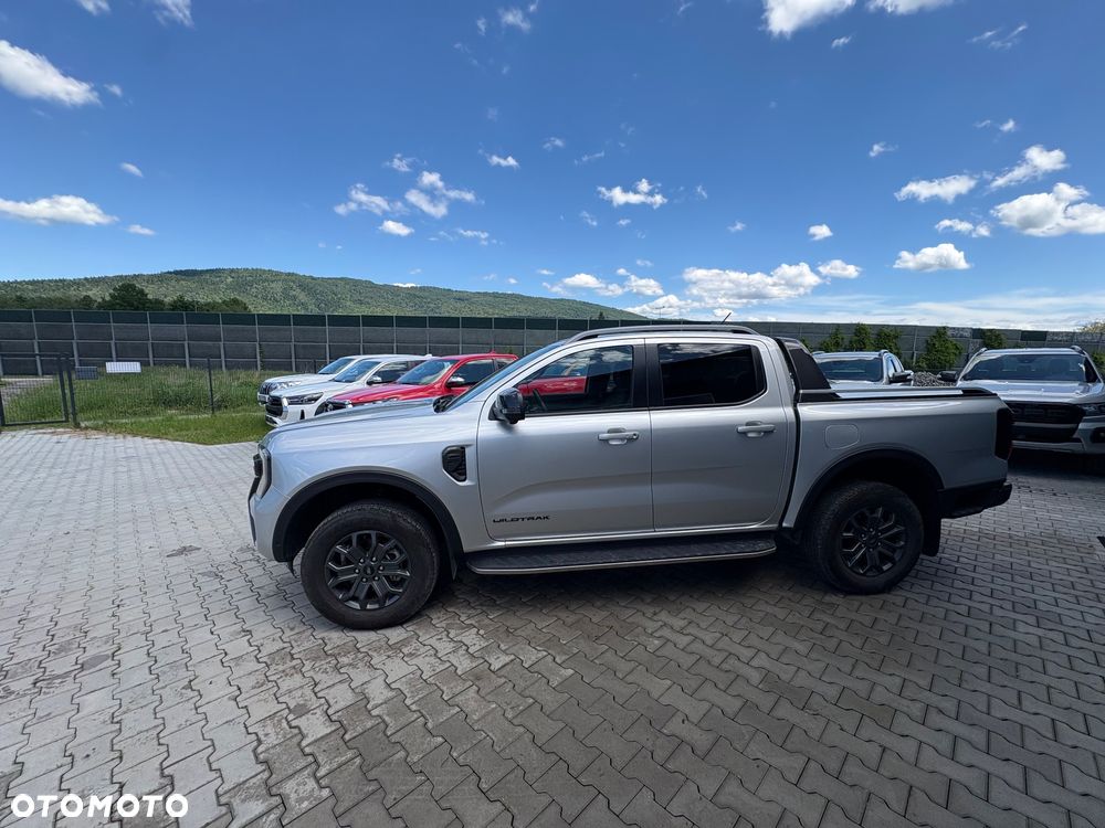 Ford Ranger 2.0 EcoBlue Bi-Turbo 4x4 DC Wildtrak - 9