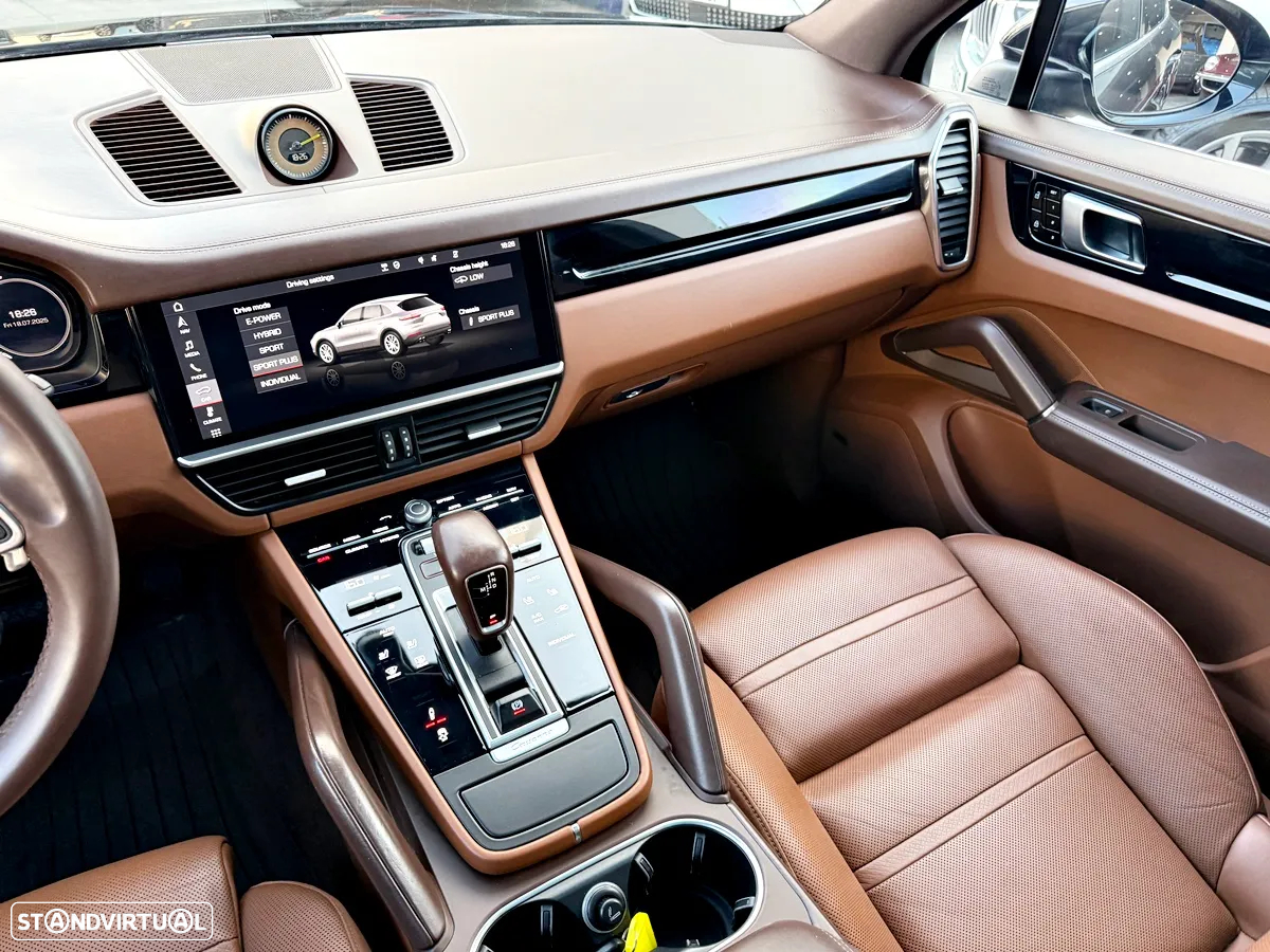Porsche Cayenne E-Hybrid - 17