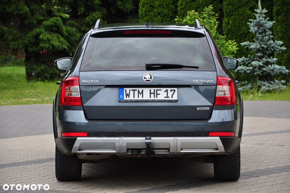 Skoda Octavia 2.0 TDI 4x4 DSG Scout - 13