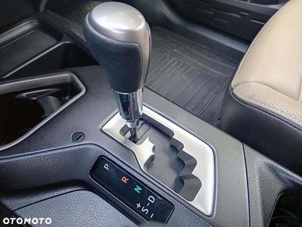 Toyota RAV4 - 16