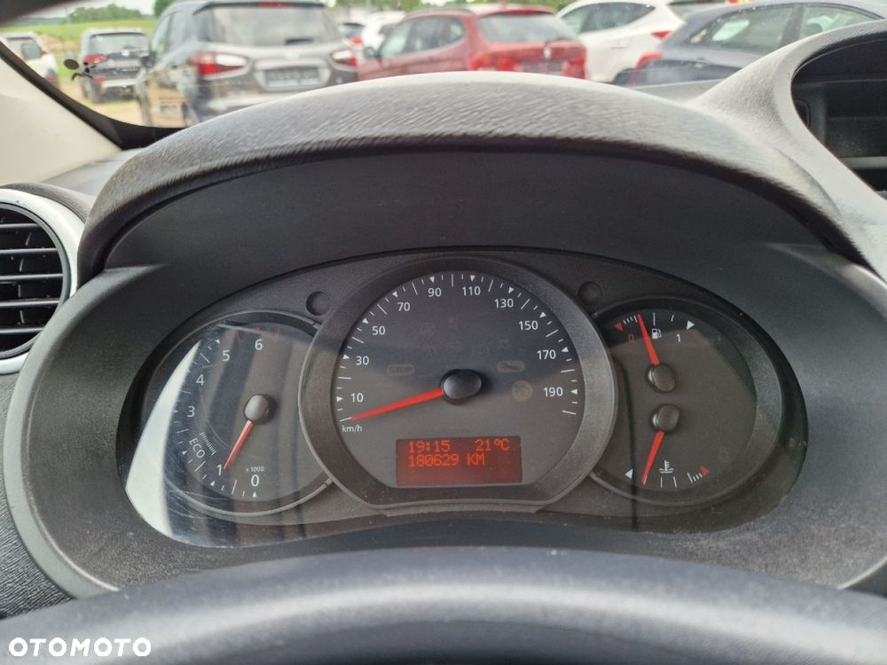 Renault Kangoo dCi 90 FAP Grand - 12