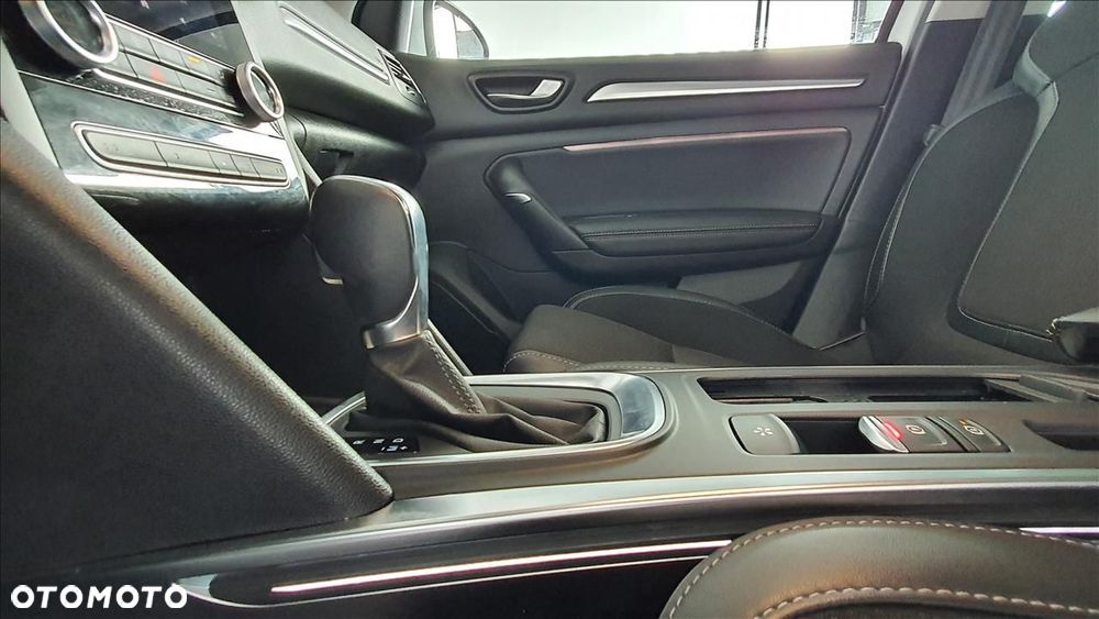 Renault Megane 1.5 Blue dCi Techno EDC - 12