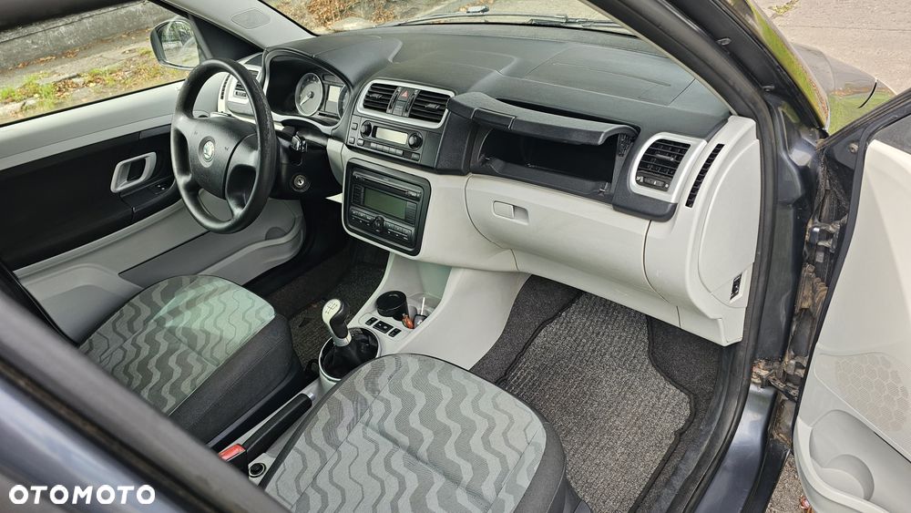 Skoda Roomster - 15