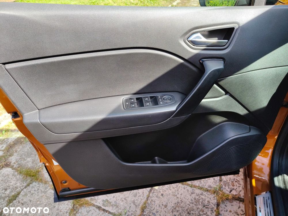 Renault Captur TCe 100 EXPERIENCE - 15