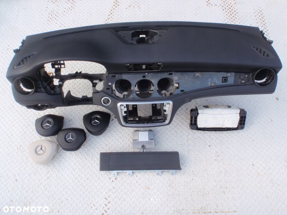 MERCEDES CLA W117 DESKA KONSOLA KOKPIT AIRBAG - 3
