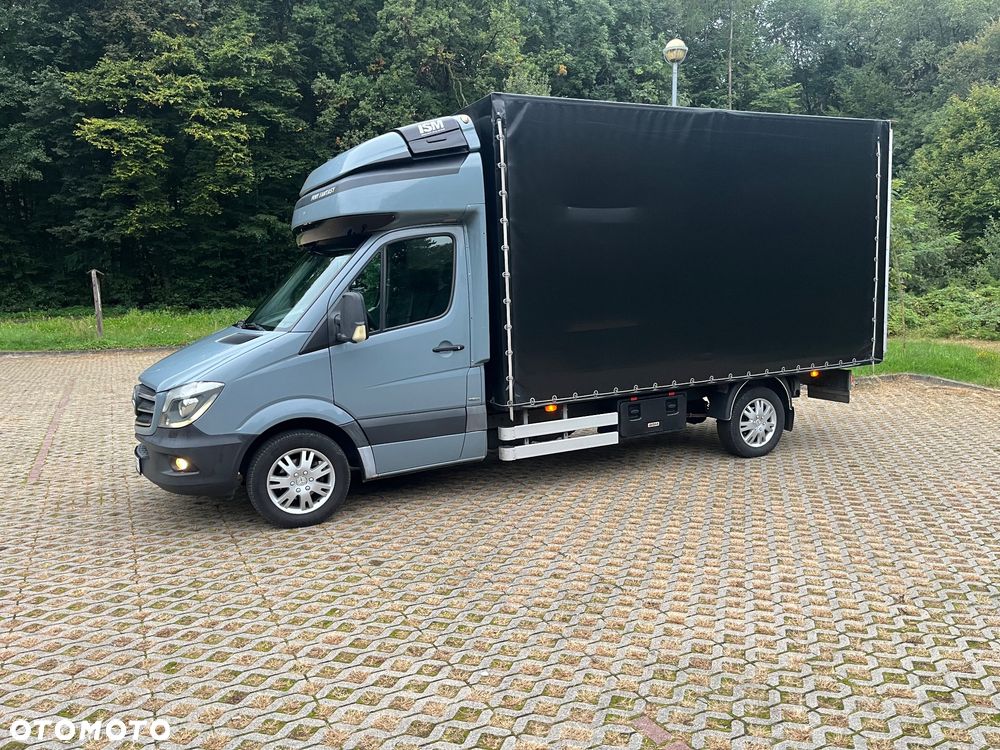 Mercedes-Benz Sprinter - 2