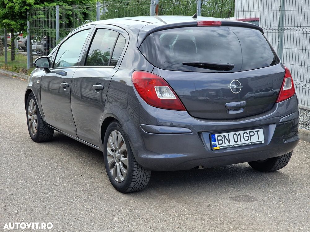 Opel Corsa 1.4 16V 150 Jahre - 5