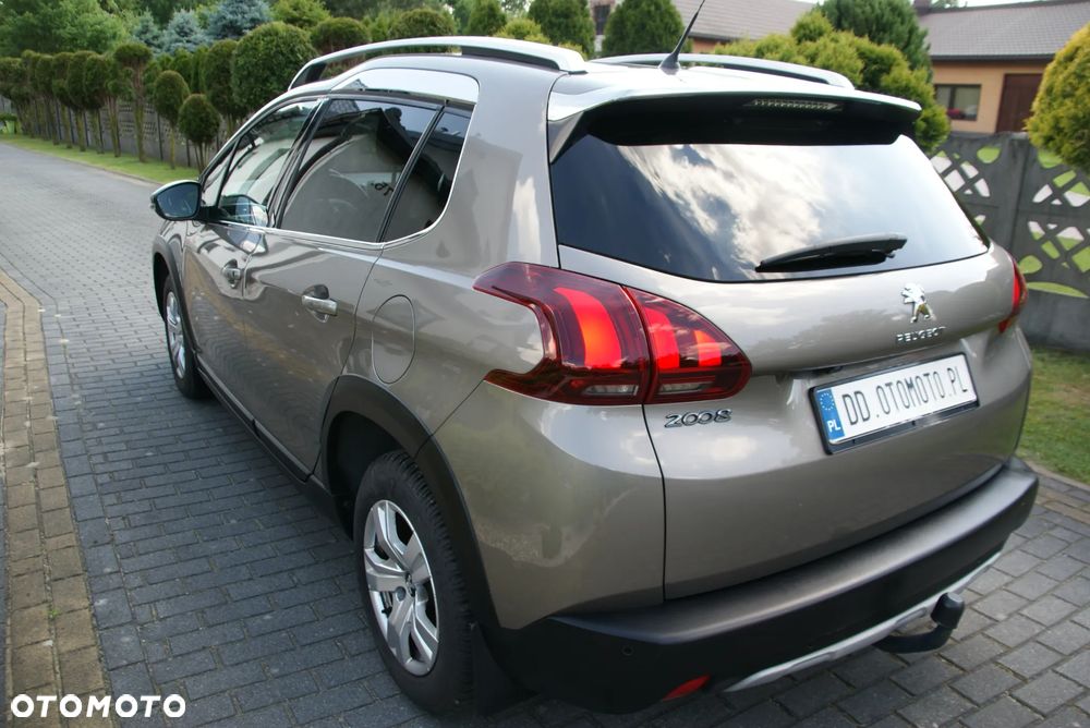 Peugeot 2008 1.6 BlueHDi Allure - 10