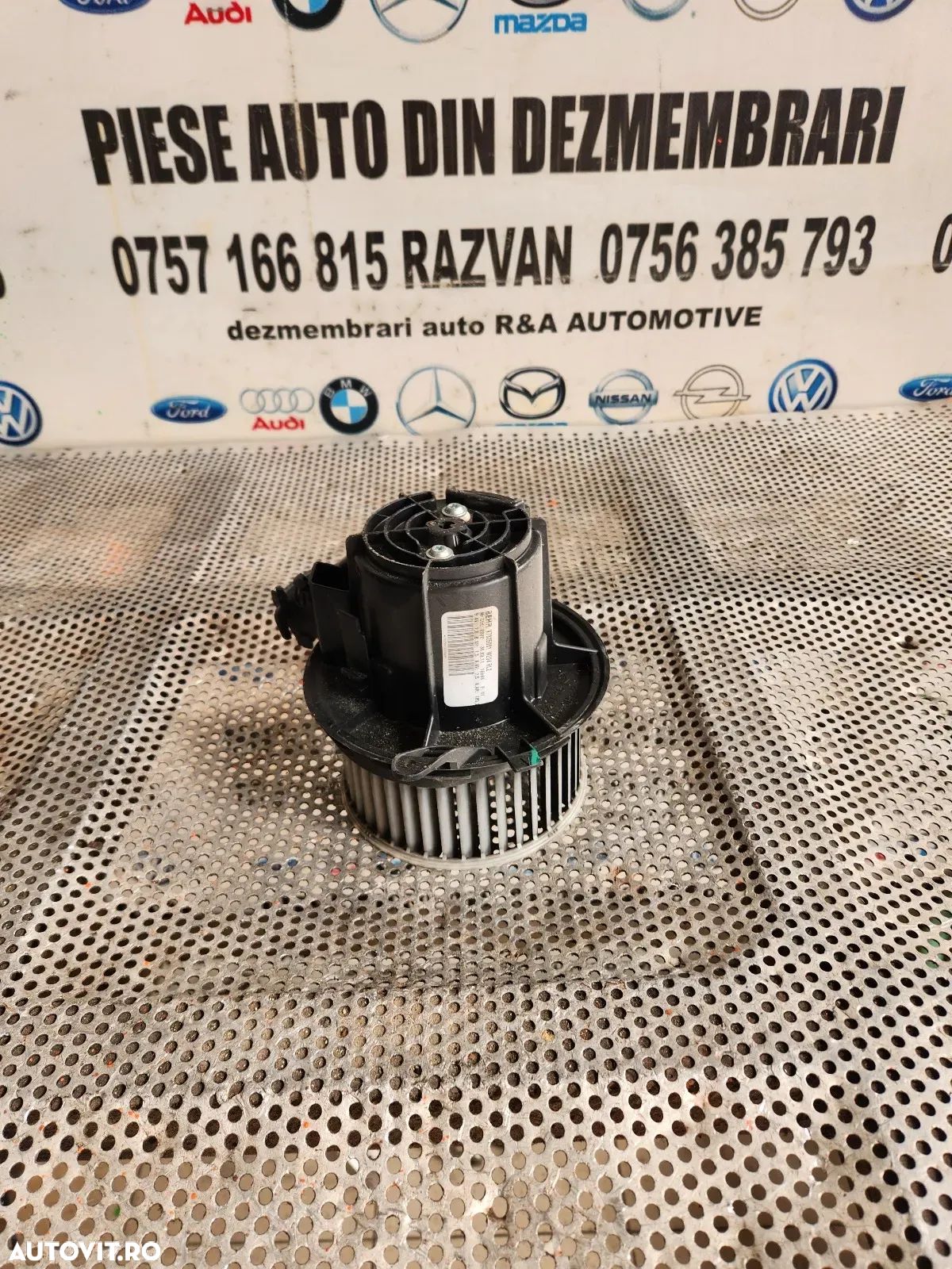 Aeroterma Bord Ventilator Habitaclu Mercedes C Class W204 - 1