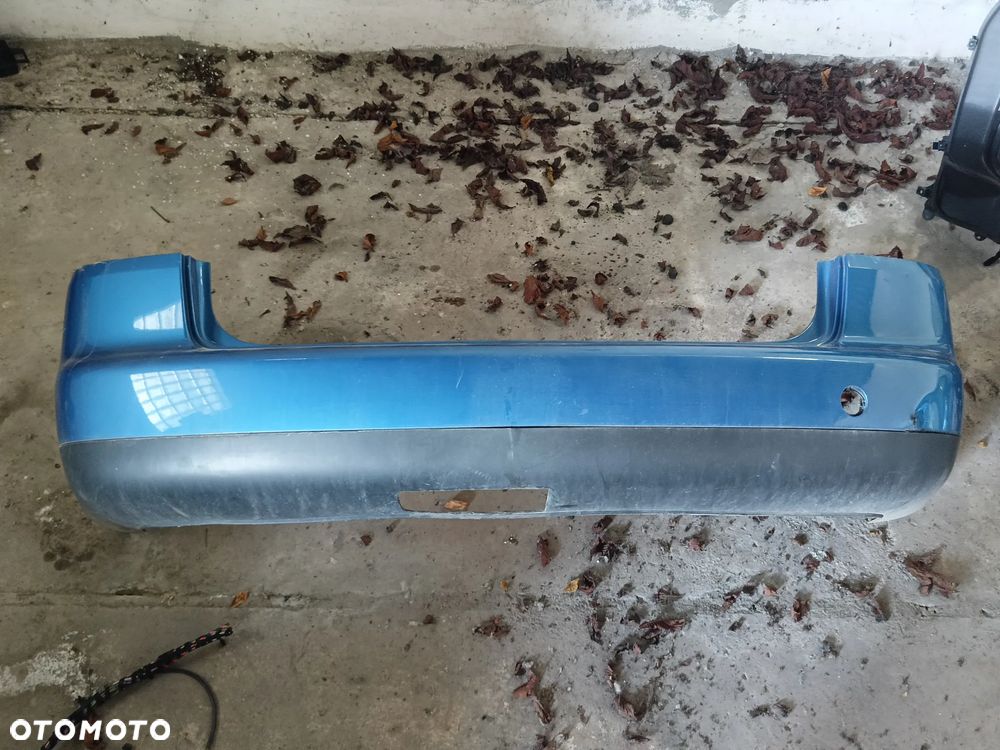 VW TOURAN I ZDERZAK TYŁ TYLNY NIEBIESKI POD HAK - 1