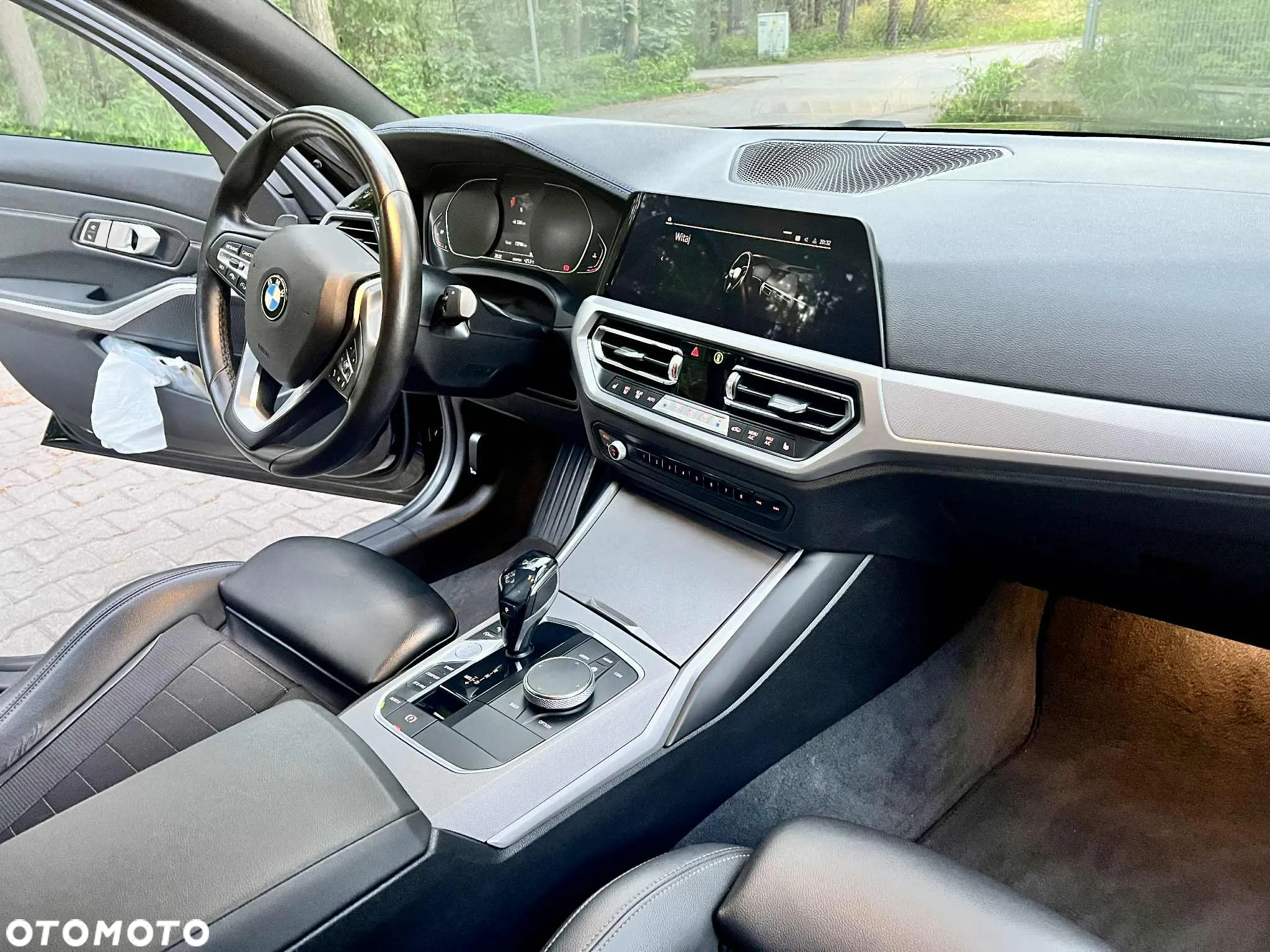 BMW Seria 3 318i - 14