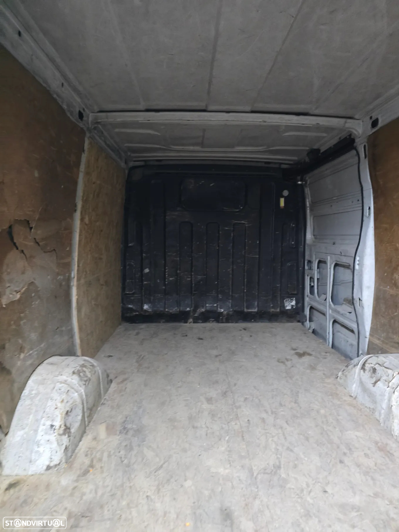 Iveco Dely - 8