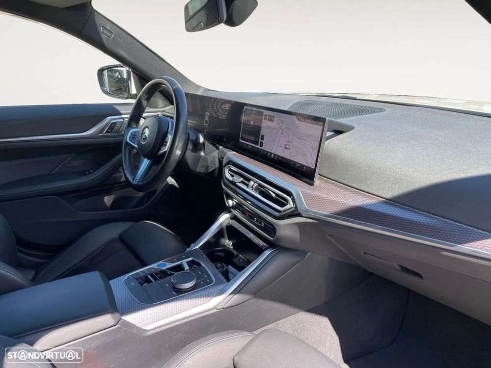 BMW i4 eDrive35 Desportiva M - 12