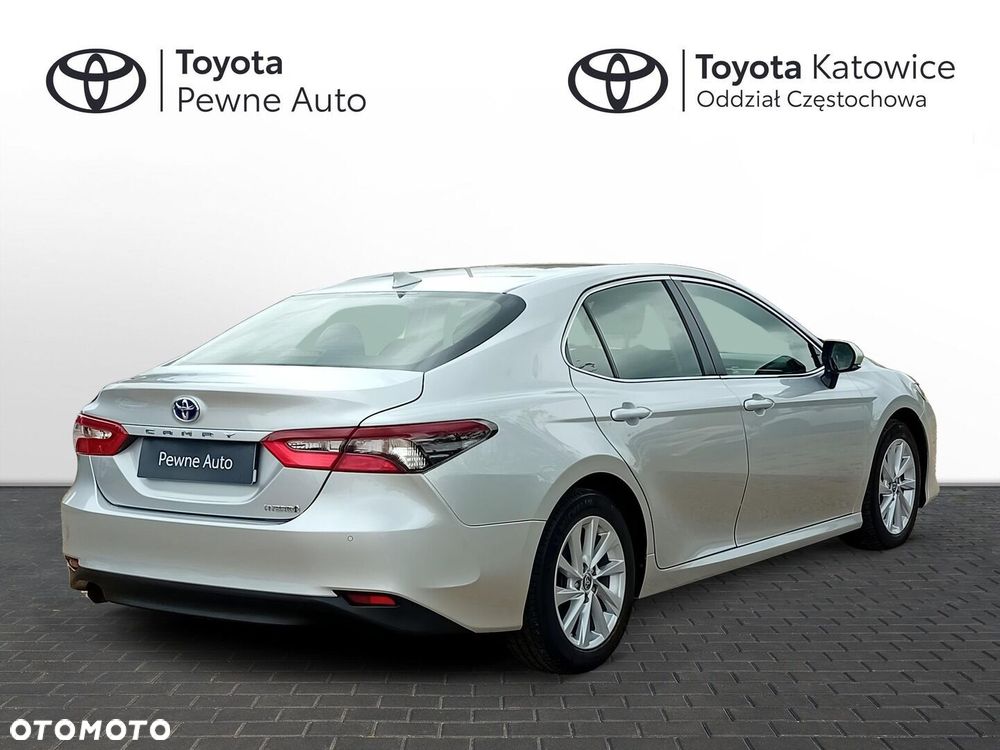 Toyota Camry 2.5 Hybrid Comfort CVT - 18