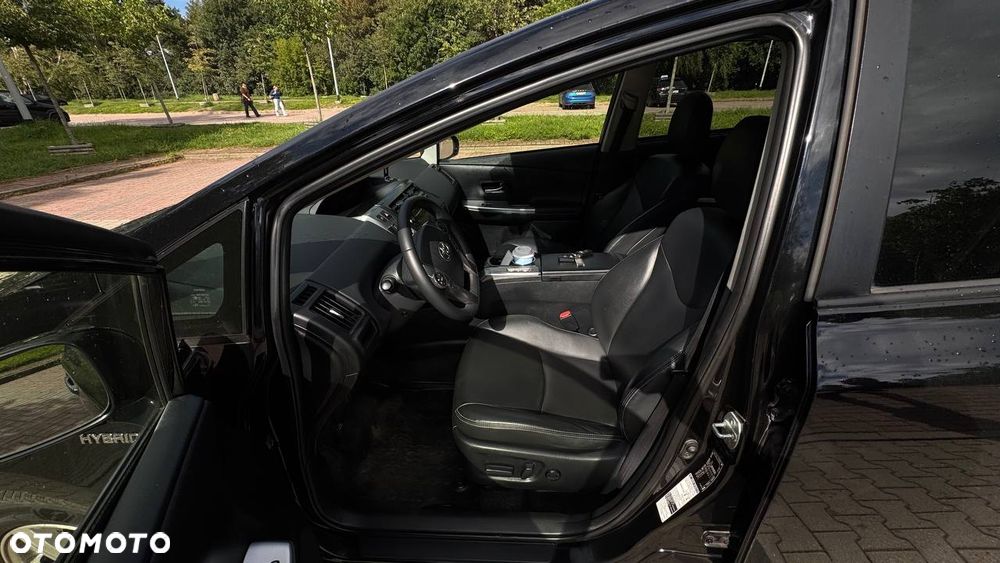 Toyota Prius+ Hybrid 135 Executive - 11