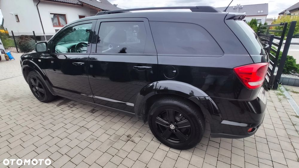 Fiat Freemont 2.0 Multijet Black Code AWD - 3
