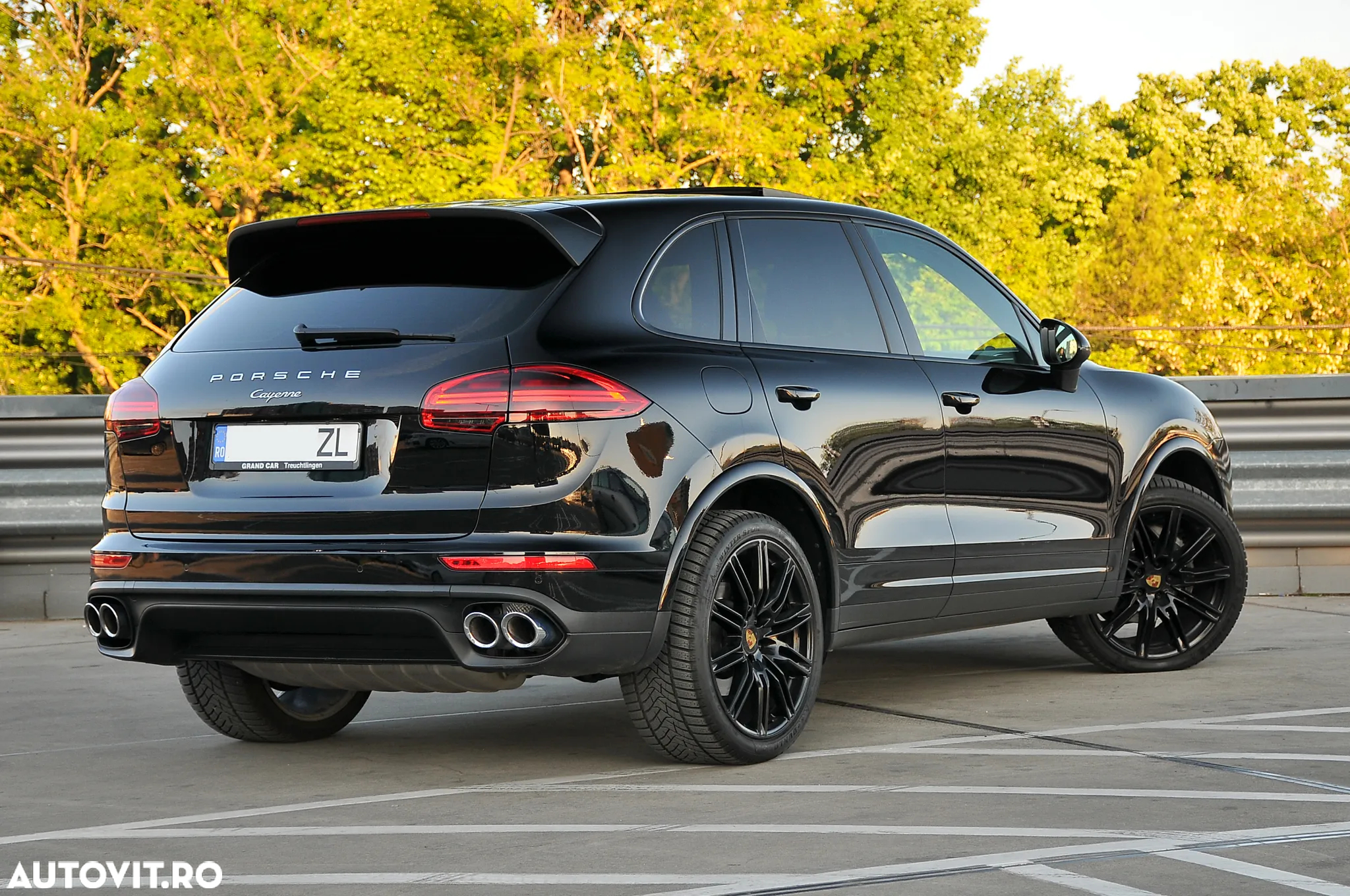 Porsche Cayenne Diesel Platinum Edition - 2