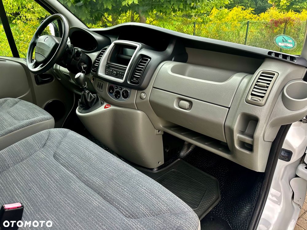 Renault Trafic - 6