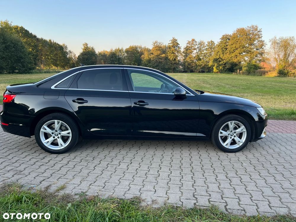 Audi A4 Limousine - 3