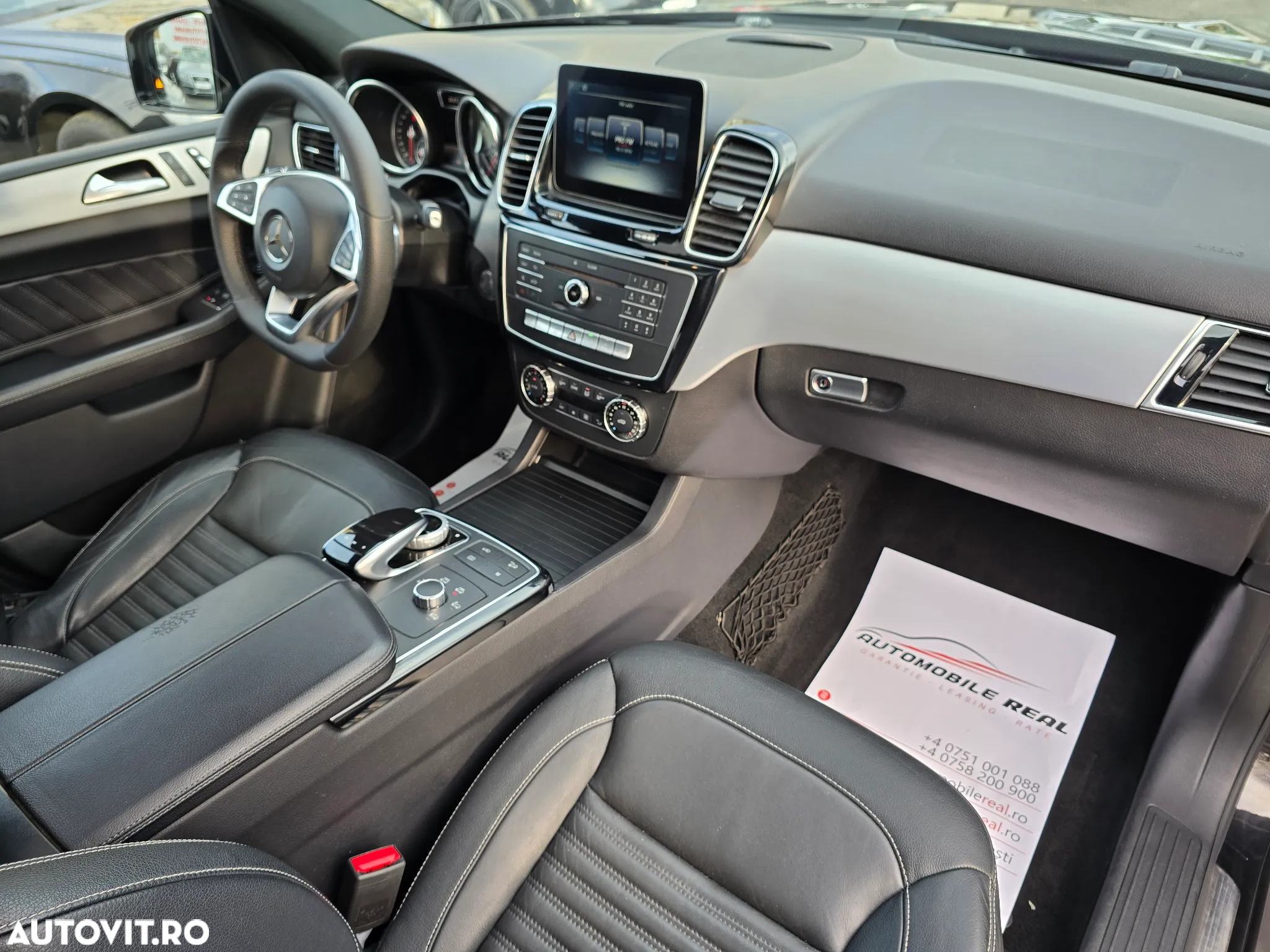 Mercedes-Benz GLE 250 d 4Matic 9G-TRONIC AMG Line - 13