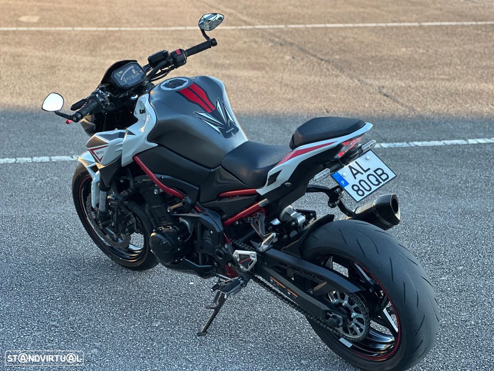 Kawasaki Z Z900 Performance - 8