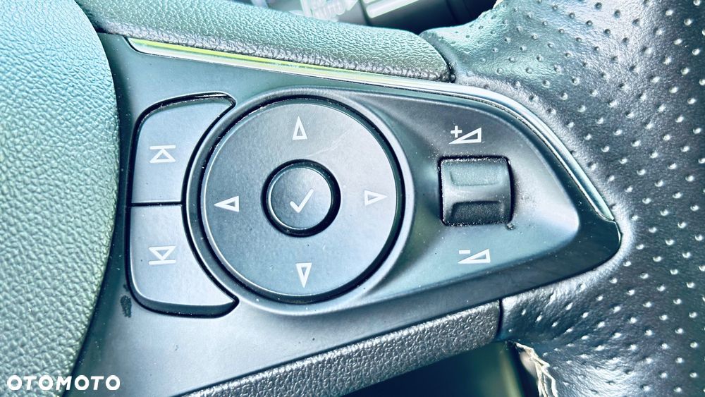 Opel Insignia 2.0 T Ultimate S&S - 26