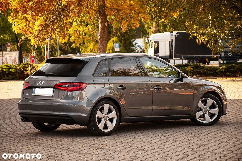 Audi A3 Sportback 2.0 TDI (clean diesel) Ambiente - 18