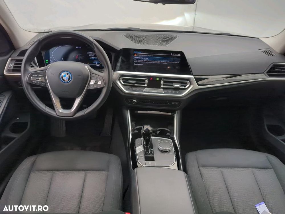 BMW Seria 3 330e xDrive Aut. Advantage - 3