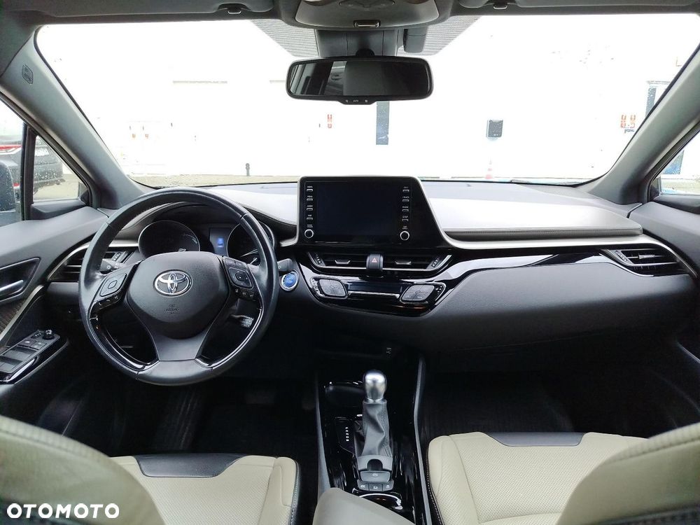 Toyota C-HR - 10
