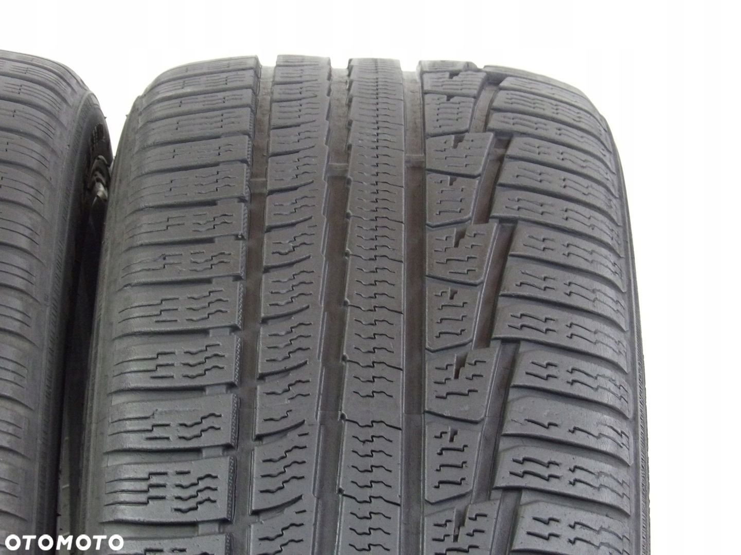 2X opony 235/45R18 NOKIAN WR A3 - 2