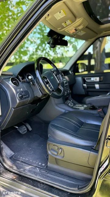 Land Rover Discovery V 3.0 Si6 HSE Luxury - 18