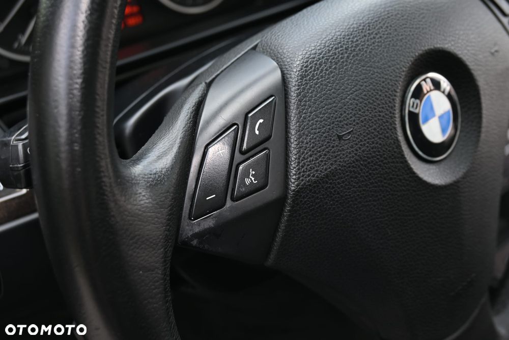 BMW Seria 5 530d Edition Sport - 36