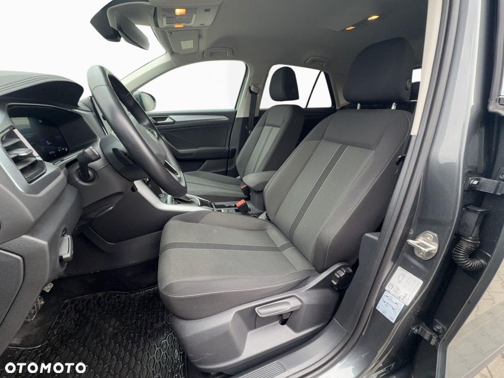 Volkswagen T-Roc - 24