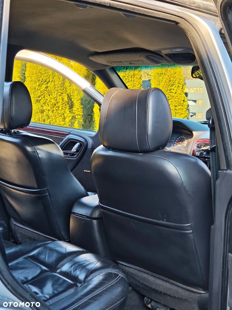 Jeep Grand Cherokee - 24