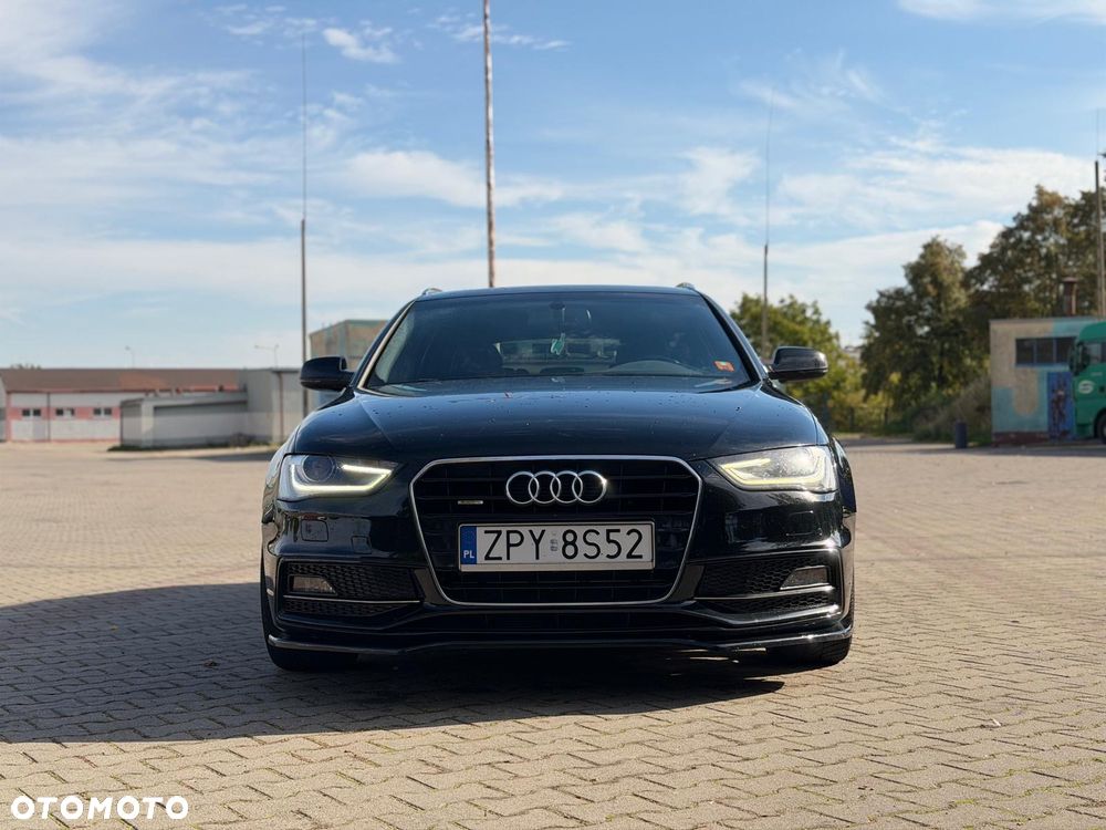 Audi A4 Avant 2.0 TDI DPF clean diesel quattro S tronic S line Sportpaket - 15