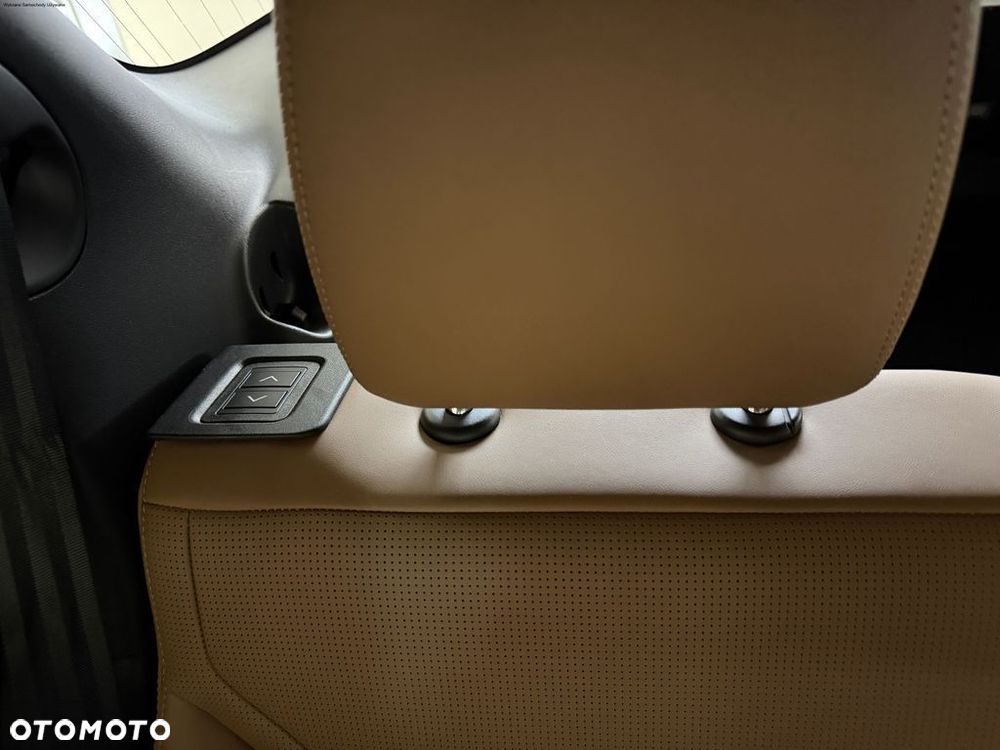 Land Rover Discovery - 14