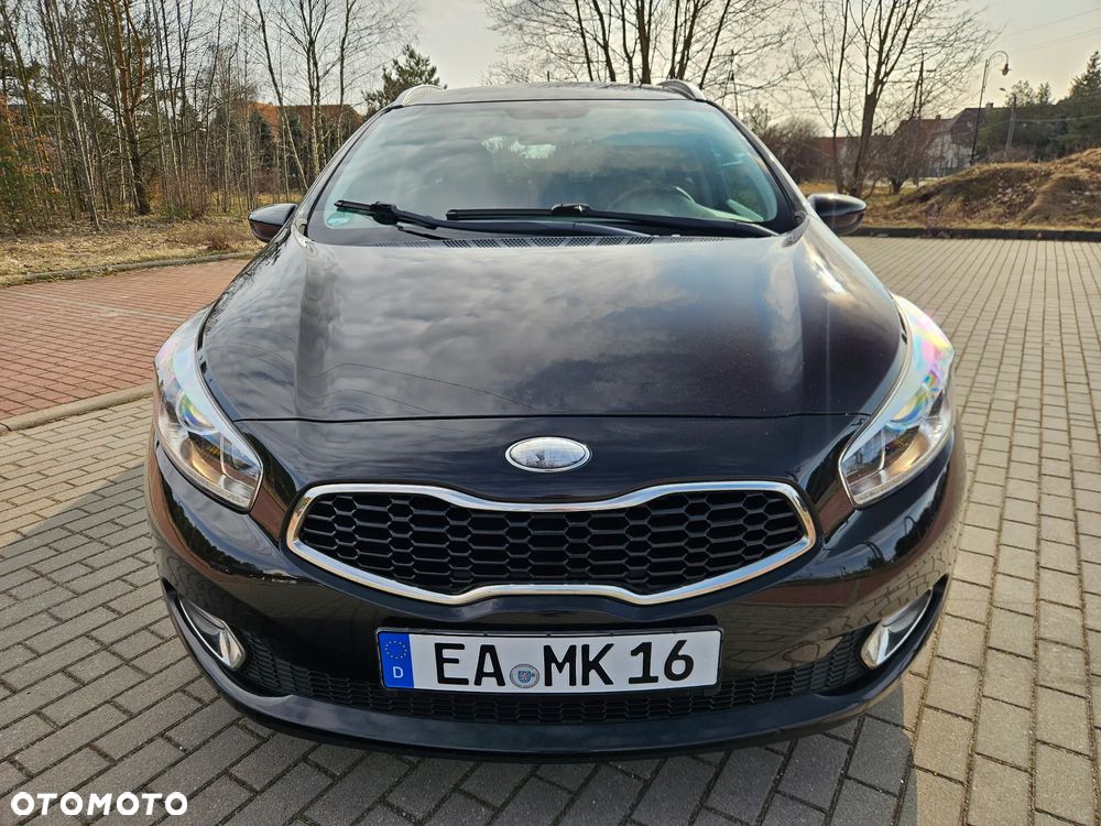 Kia Ceed 1.6 CRDi 136 ISG Platinum Edition - 3