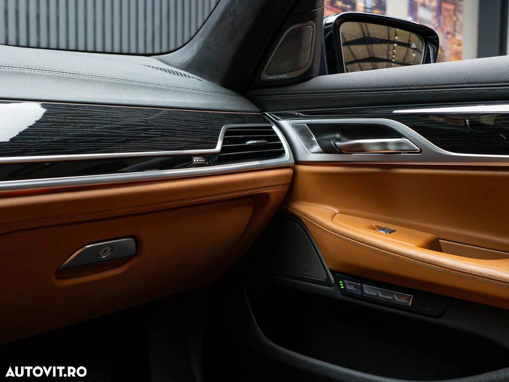 BMW Seria 7 730d xDrive - 39