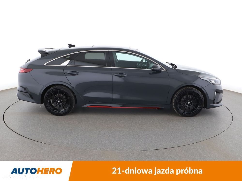 Kia ProCeed - 7