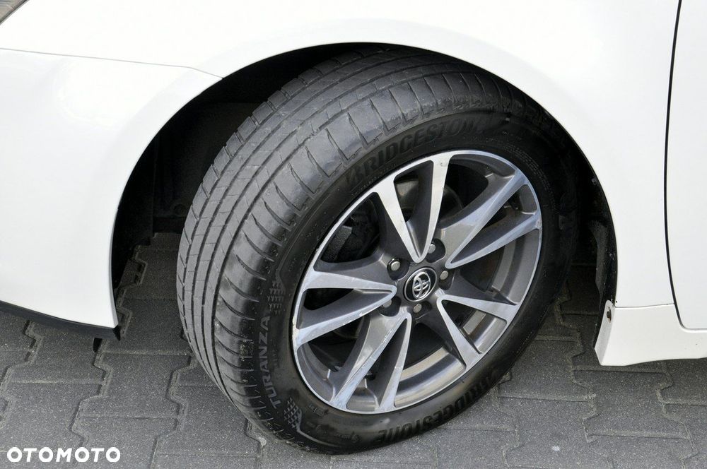 Toyota Avensis 2.0 Multidrive S Executive - 22