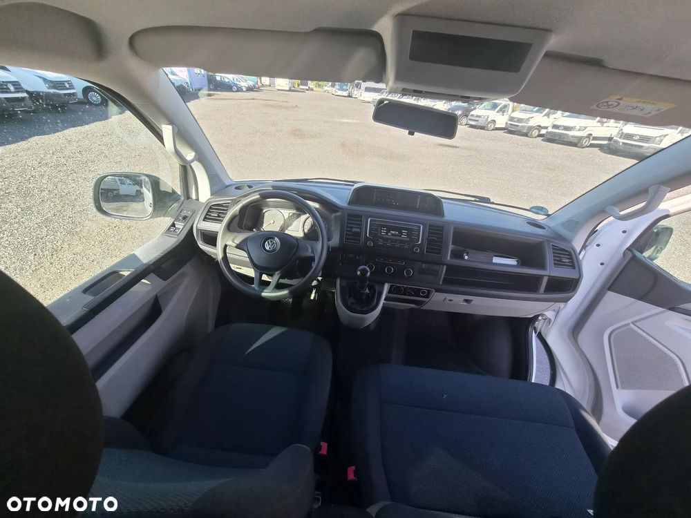 Volkswagen Transporter - 9