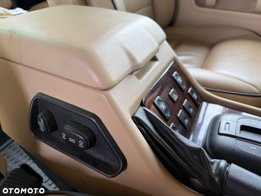 Land Rover Discovery - 13