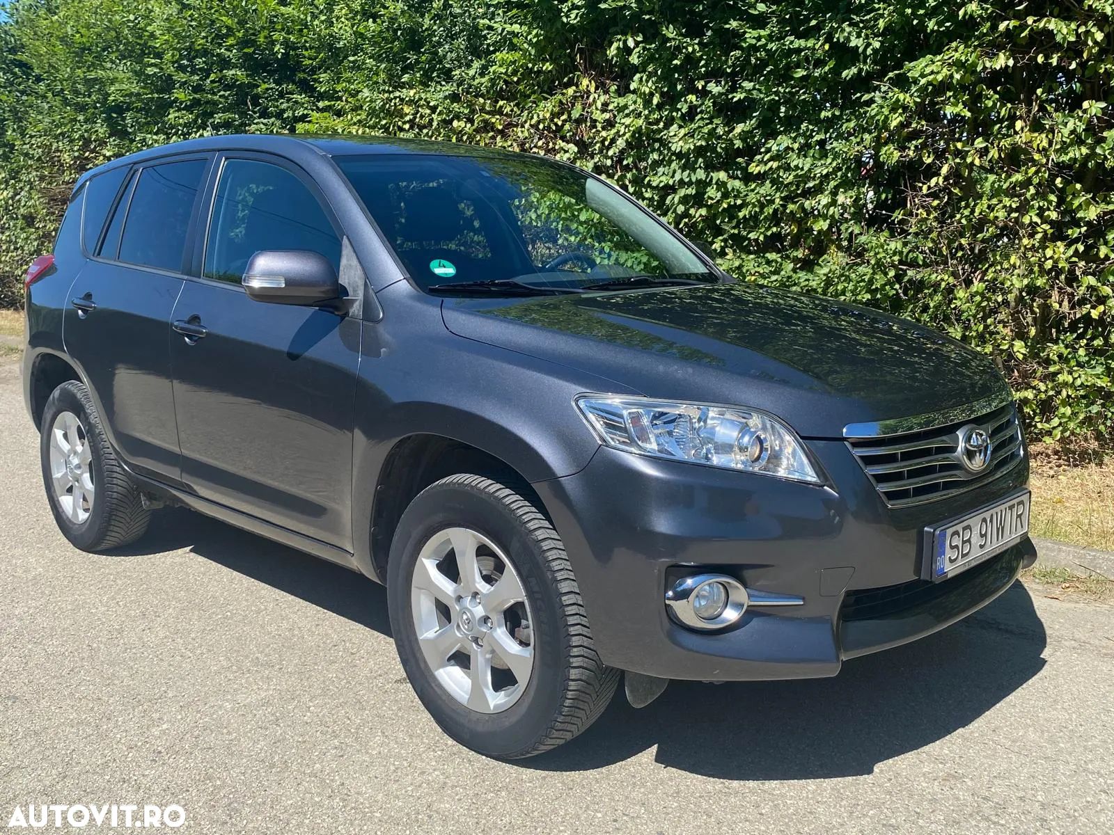 Toyota RAV4 2.2 D-4D 4WD Executive - 1