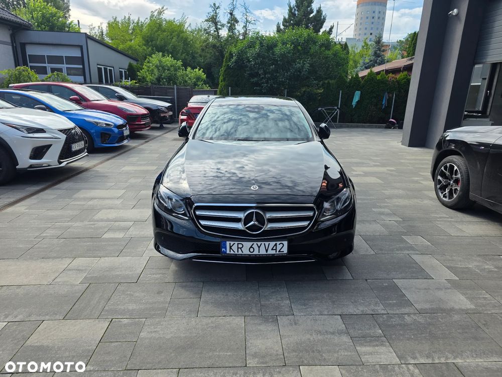 Mercedes-Benz Klasa E 220 d Business Edition 9G-TRONIC - 18