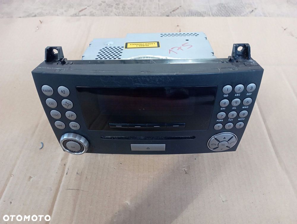 MERCEDES SLK II W171 R171 AMG RADIO EKRAN A1718200586 - 2