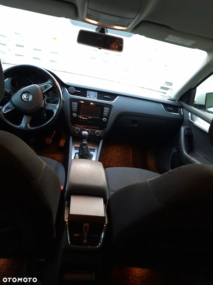 Skoda Octavia 1.4 TSI Ambition - 14