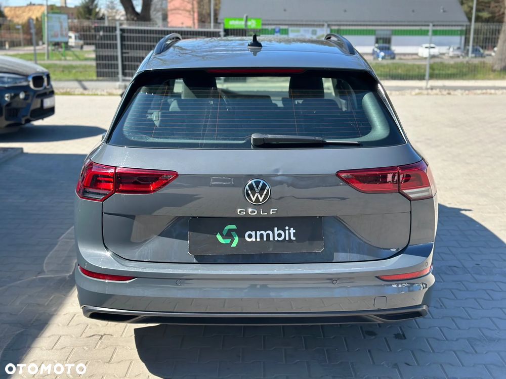 Volkswagen Golf - 5