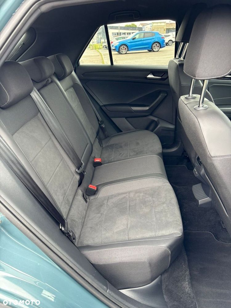 Volkswagen T-Roc - 31